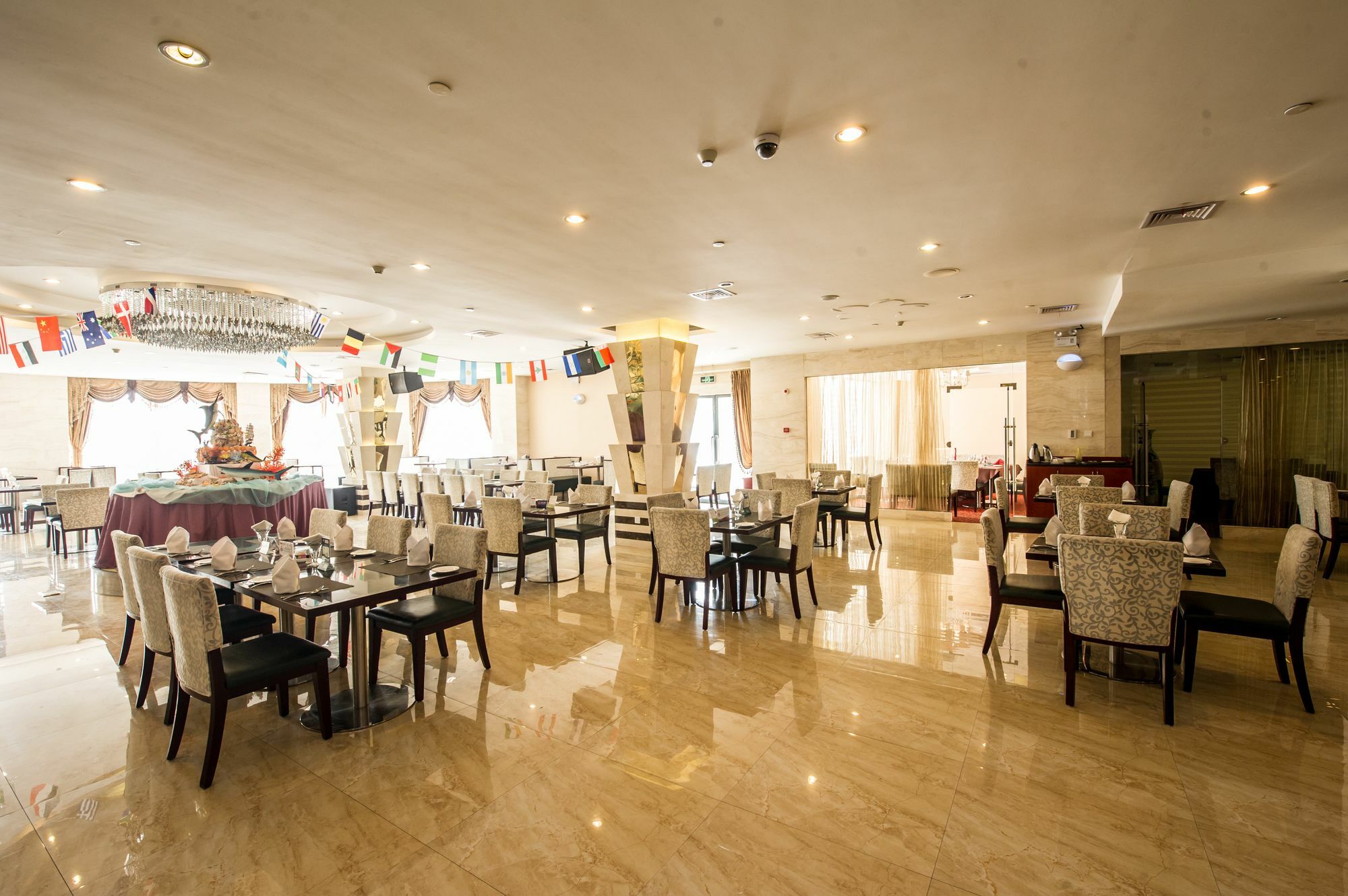 Hongyi Hotel Ухан Екстериор снимка